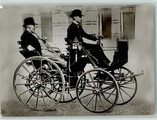 12102027 - Oldtimer - 1886 Erste Daimler Motor Kutsche AK Mercedes