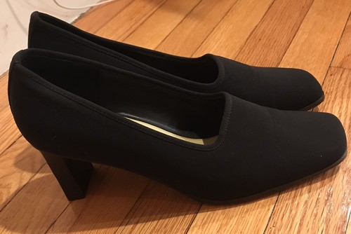 Liz Clairborne Black Shoe - Picture 2 of 7
