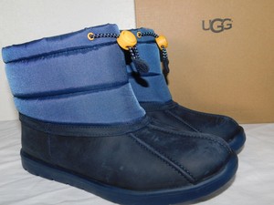 girls navy ugg boots