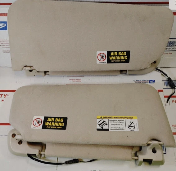 ✅ 03-06 EXPEDITION / NAVIGATOR LH RH SUNVISORS W / LIGHTED MIRROR BEIGE PAIR - Изображение 2 из 4