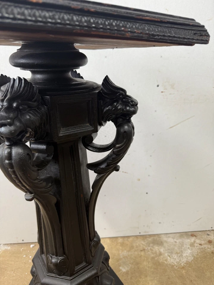 antiguo pedestal cabeza león victoriano mármol ebonizado soporte superior renacimiento 1870 Foto 3 de 4
