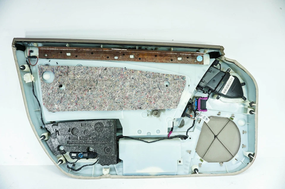 04-09 Cadillac XLR OEM Panel de moldura de puerta lateral derecha del pasajero 10442252 5084 Foto 2 de 4