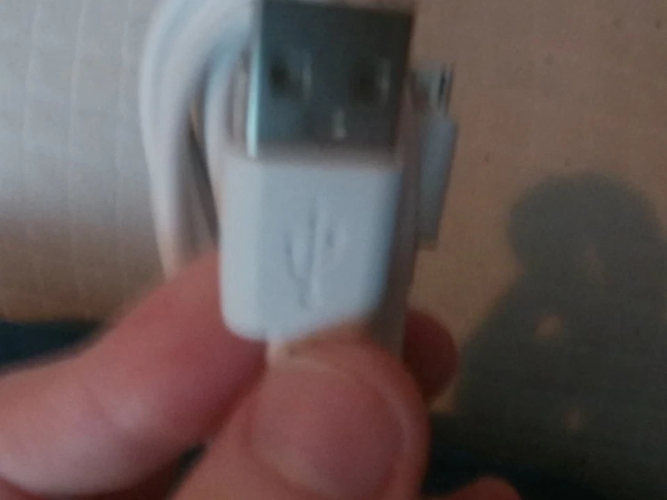 SALE! 2.5M/7FT Long Micro USB Data Sync Charger Cable Lead For Samsung Phones - Image 2 of 3