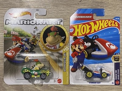 Bowser Jr. Flame Flyer Mario Kart Hot Wheels und Standard Mario Kart Long Karte