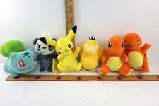 Lot of 6 Tomy Pok mon Plush Pikachu,Bulbasaur,Pancham,Psyduck,Charmander x 2