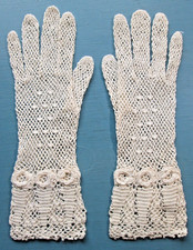 Crocheted Lace Ladies Gloves Vintage NEVER WORN 9.25" long Small
