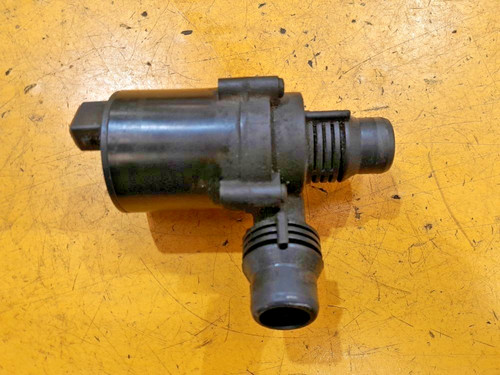 OEM ORIGINAL BMW 5ER E39 530I M54 ELEKTRISCHE WASSERPUMPE 8381989