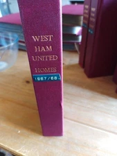 25 x 1967/68 WEST HAM UNITED HOME PROGRAMMES Maroon Binder Inc Testimonial/Cups 