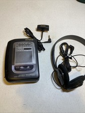 Aiwa Radio HS-JS345W With Headphones And Stereo Speakers .READ B4
