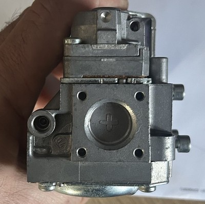 Vaillant Ecotec Plus 824 / 831 / 837 & Pro 24/28 Gasventil 0020110998 0020110995