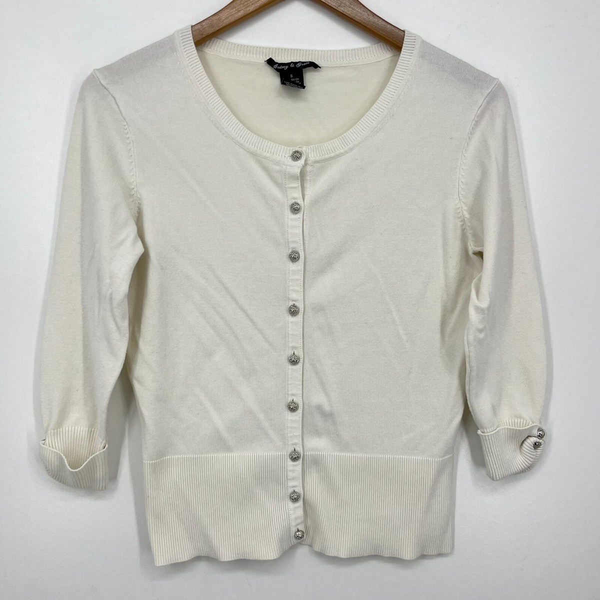as on (アズオン)SICILY BUTTON CARDIGAN White ason アズオン SICILY BUTTON CARDIGAN ホワイト 白