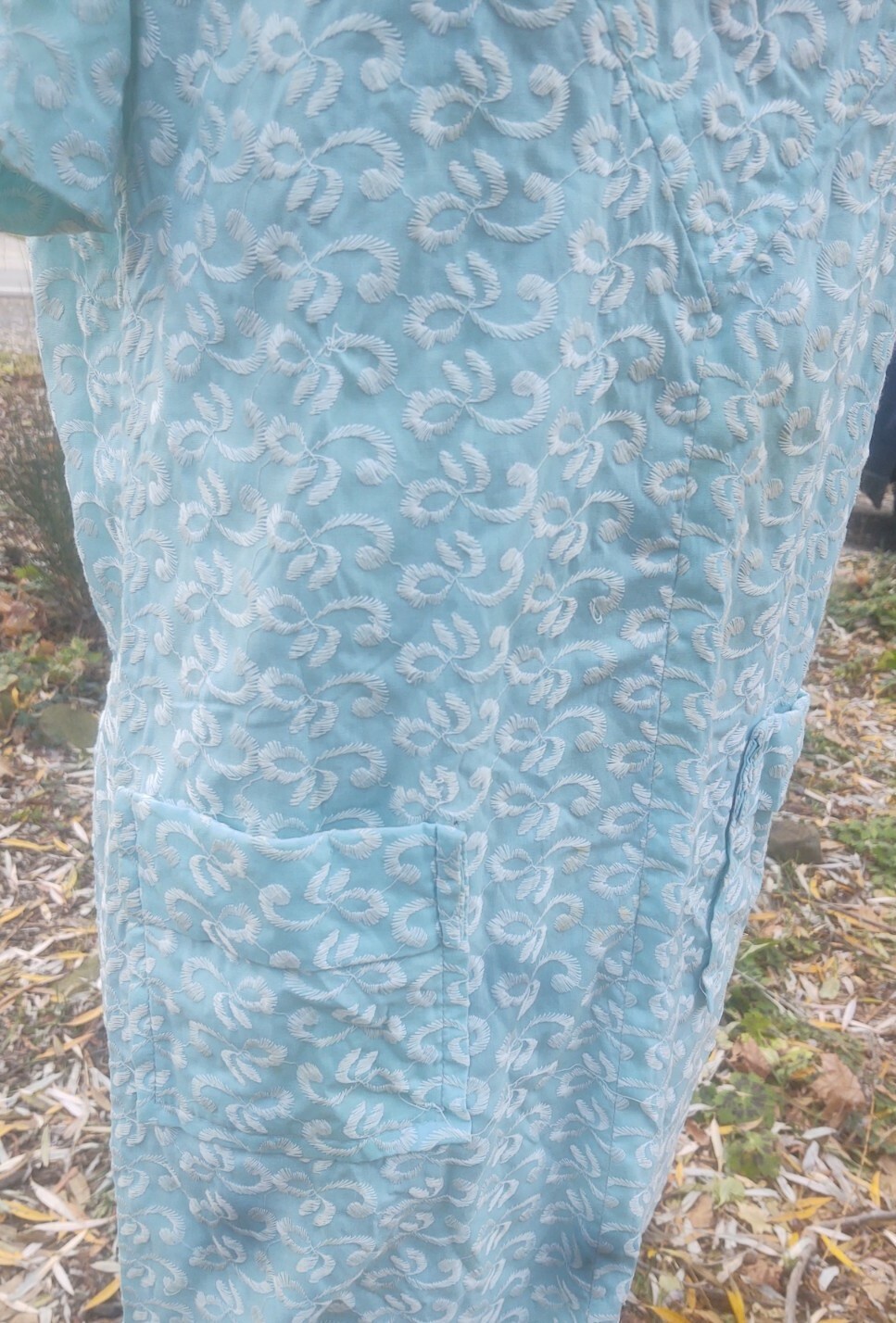 Vintage 50s 60s Blue House Dress With Pockets Embroid… Gem