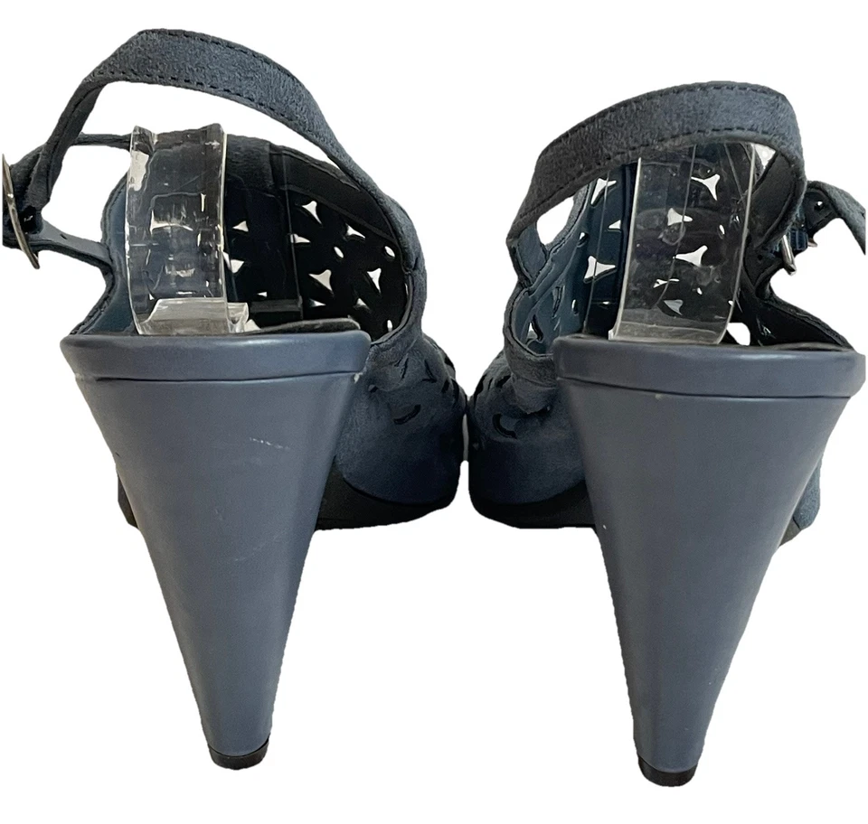 Tacones recortados florales de gamuza Fioni para mujer 8,5 azul correa al tobillo punta abierta clásicos Foto 4 de 4