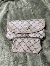 Woman's Wallet/clutch With Change Purse