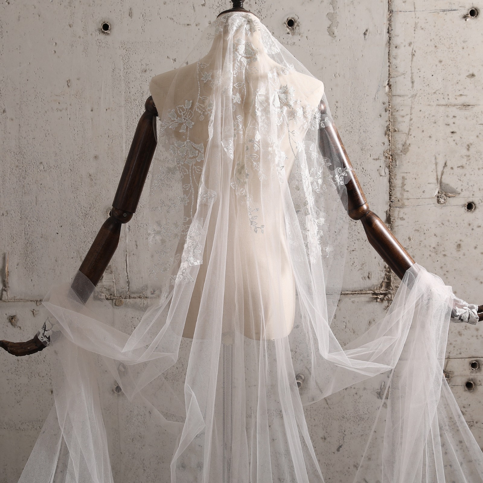 Wedding Veil with Sleeves Tulle Bridal Veil Floral Bridal Veil thumbnail 5