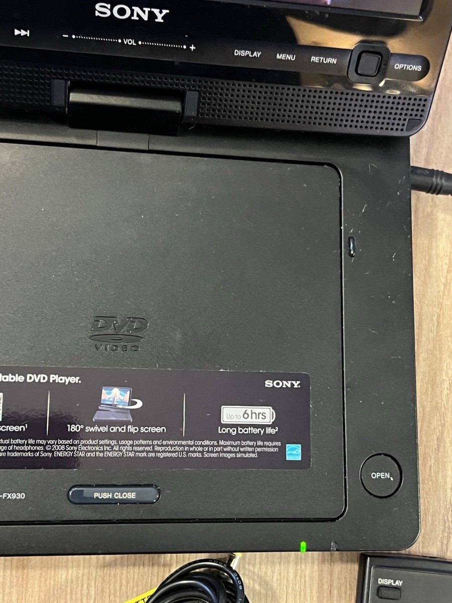 Sony DVP-FX930 Portable DVD Player (9