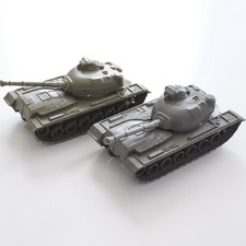 Vintage Plastic Green Army Men WW2 Tanks Lot of 2
