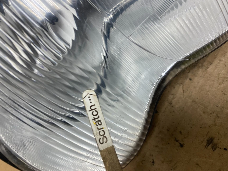 Faro halógeno izquierdo conductor mercedes-benz clase c 2001-2004 tyc p2580 dw Foto 4 de 4