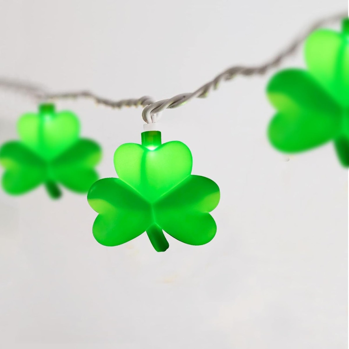 Shamrock String Lights 6.8Ft St Patricks Day Lights Battery Operated 10 LED Shamrock String Lights 6.8Ft St Patricks Day Lights Battery Operated 10 LED