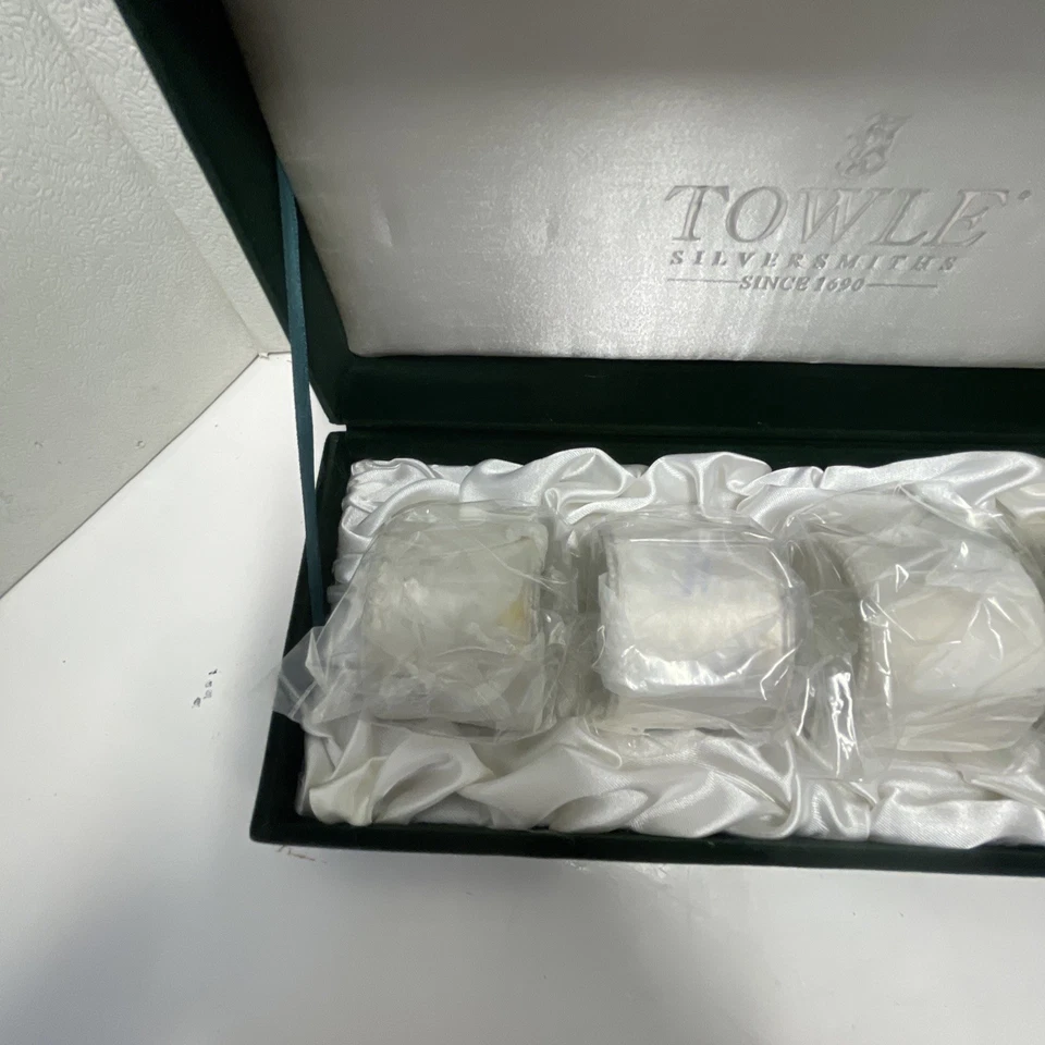 Juego de 4 servilleteros chapados en plata toalla platería vintage con caja - nuevos Foto 4 de 4