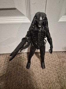 Serpent Hunter Predator Neca | eBay