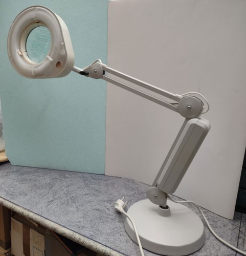 LUXO MOD.8306 LFM MEDICAL Lampada con lente d'ingrandimento luce fluorescente - Picture 8 of 14