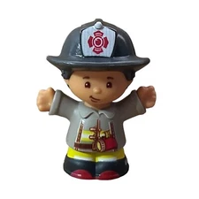 Fisher Price Little People Figure Fireman Firefighter Man Fire Station Toy #360