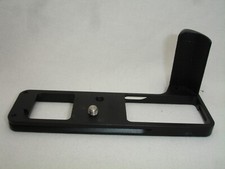 JJC HG-XT4 Metal Grip Arca Swiss Compatible Plate Bracket Fuji Fujifilm X-T4