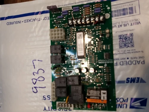 Goodman Amana LENNOX 0150-1273 Furnace Control Circuit Board EMERSON 50M51-843