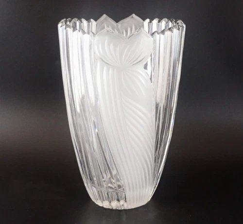 Anna Hutte Heavy Swirl Frosted Iris Lead Crystal Vase 8 Inches tall