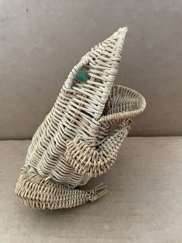 Vintage FROG Figural Wicker Basket Holder Open Mouth - Picture 4 of 7