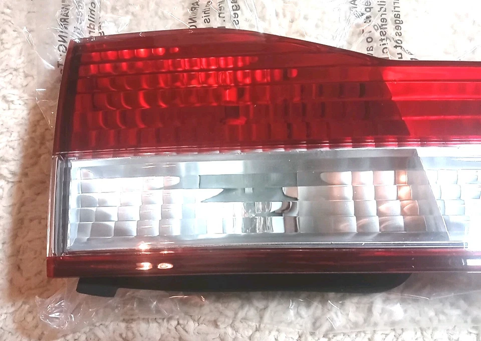 Luz trasera interior del maletero izquierdo Honda Accord 2001-02 lámpara de freno completa Foto 3 de 4