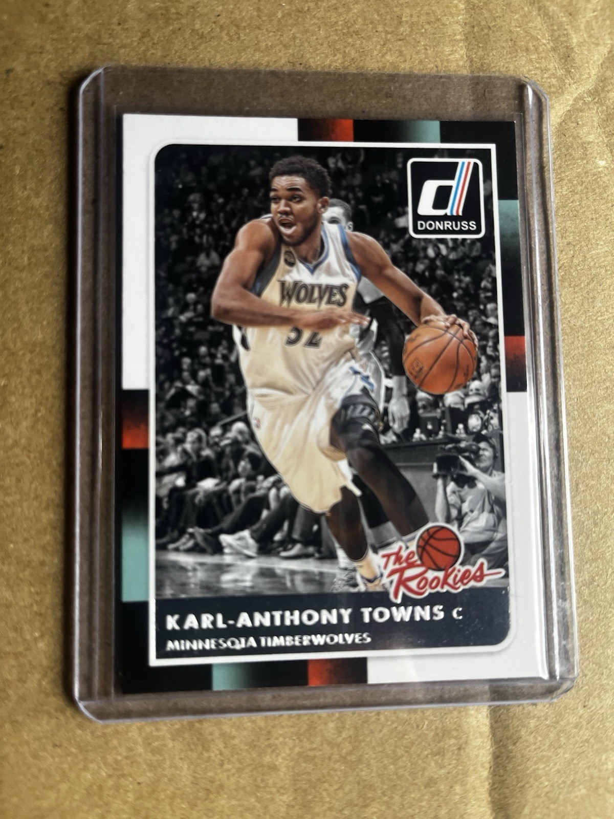 2015-16 Panini Donruss - The Rookies Karl-Anthony Towns #21 (RC)