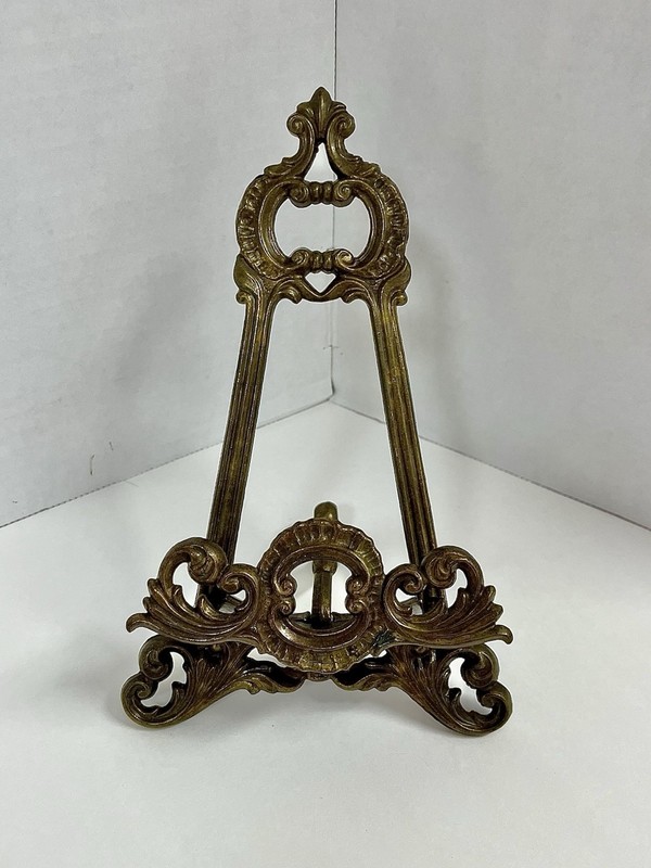 Display Easel Stand Ornate Vintage Design Metal Freestanding Small 8X5 in. 