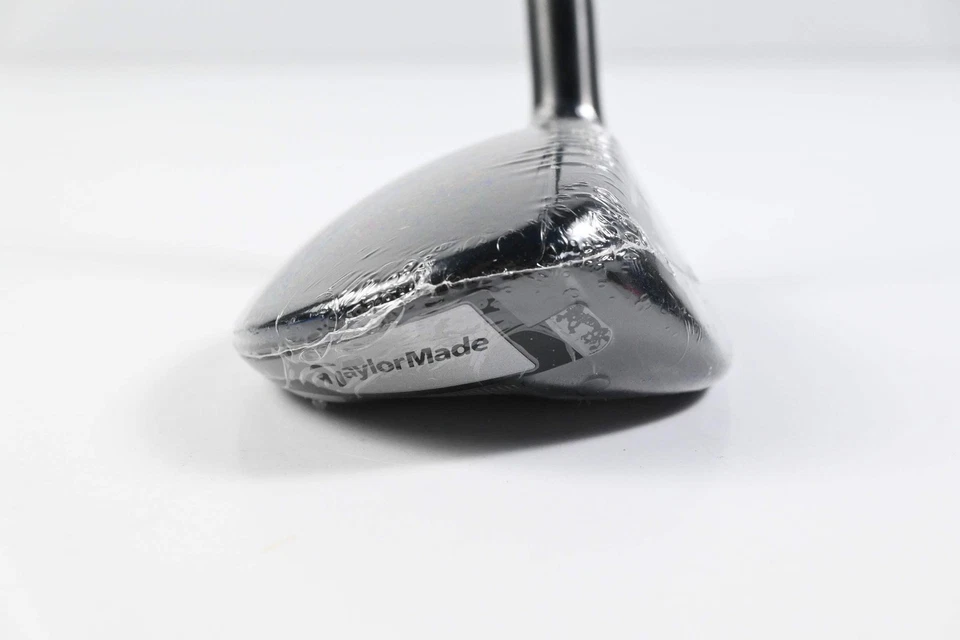 Taylormade Qi10 #6 Hybrid / 28 Degree / Regular Flex Fujikura Ventus TR Blue 6 - Image 3 of 4