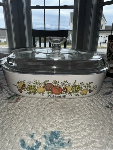 Vtg Corning Ware Spice of Life A-8-B L'Echalote 8 x 8 x 1 3/4" w Pyrex Lid