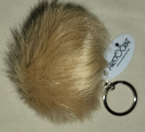 Star Trek Star Fleet Emblem Pin & Stuffed Tribble Keychain - Picture 4 of 4