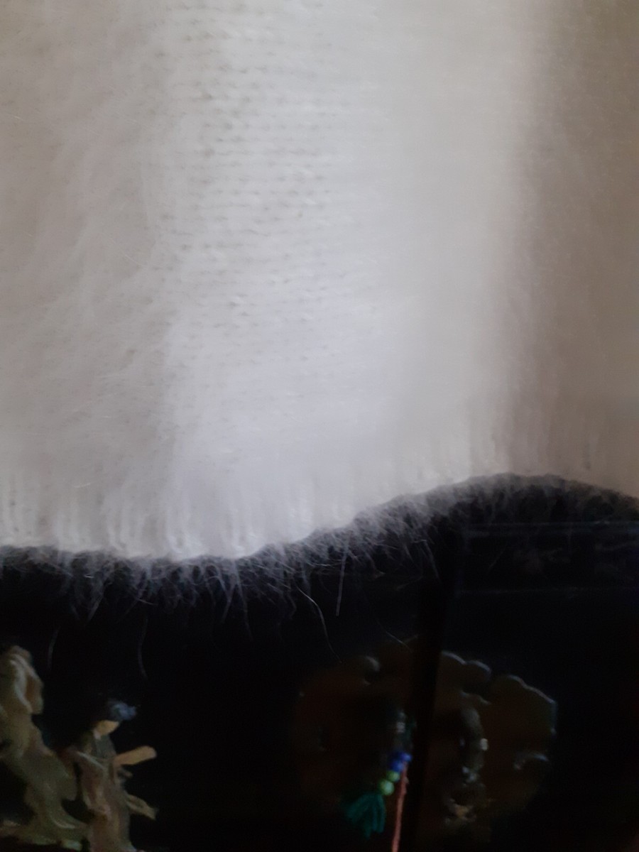 Pull En Angora Blanc RONNY - Col En V, Manches Longues, Très Souple Et Léger, Taille XL Femme, Neuf Sans étiquettes