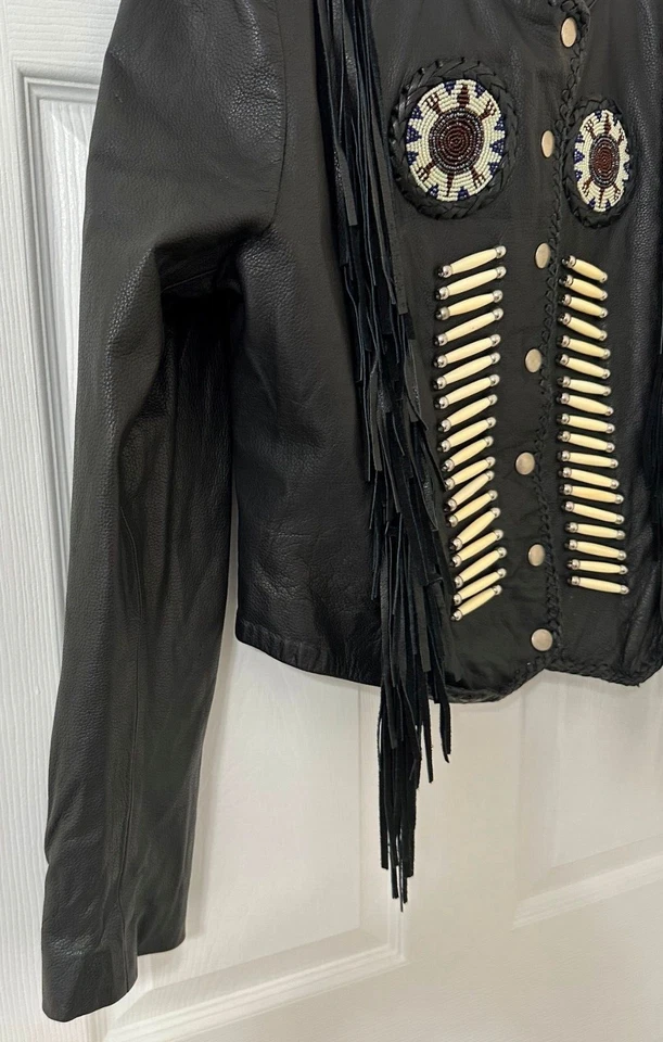 Chaqueta de cuero Gallery motociclista mujer negra línea seda. Talla mediana Foto 3 de 4