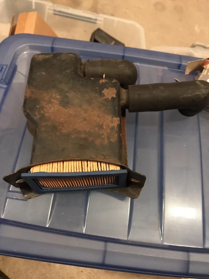 Lancia Beta Coupe, Zagato o HPE - Válvulas de caña filtro de aire para todas las Betas 1979 Foto 4 de 4