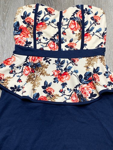 Fashion Magazine Womens Party Mini Peplum Dress Size Medium - Bild 13 von 16