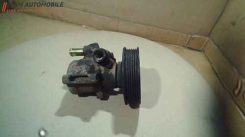 Pumpe Servolenkung  / Lenkgetriebepumpe 1H422155E VW Golf 1.6 Bj 1997