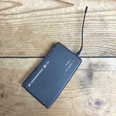 Sennheiser Evolution SK100 Wireless Bodypack Transmitter EW100 **FOR PARTS**