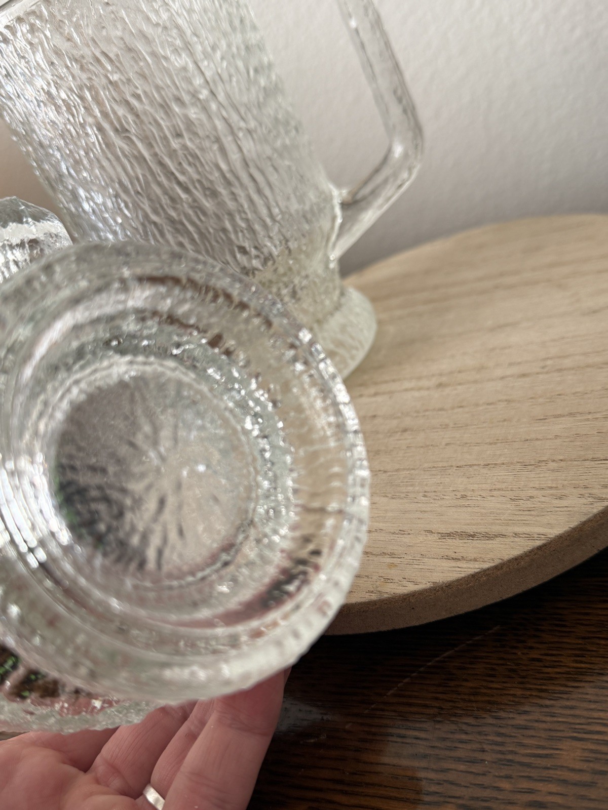 2 Vintage MCM Indiana Glass Crystal Ice Tree Bark Footed Mugs Tankards 