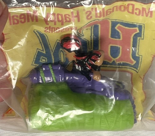 Vintage 1991 Hook The Movie McDonalds Happy Meal Rufio Wasserspritzer Spielzeug VERSIEGELT - Bild 2 von 3