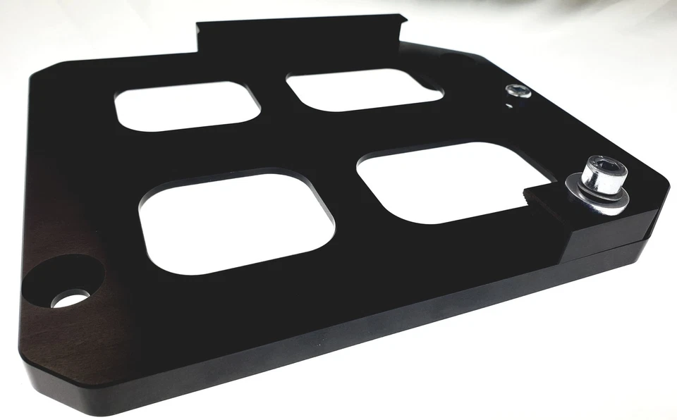 Batteriehalterung Motorraum aus ALU schwarz für Lancia Delta Integrale & EVO&4WD - Imagem 3 de 4