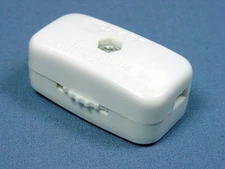 Miniature Leviton White Feed-Through Lamp Cord Switch 3A/6A 125V Bulk 423-3KW
