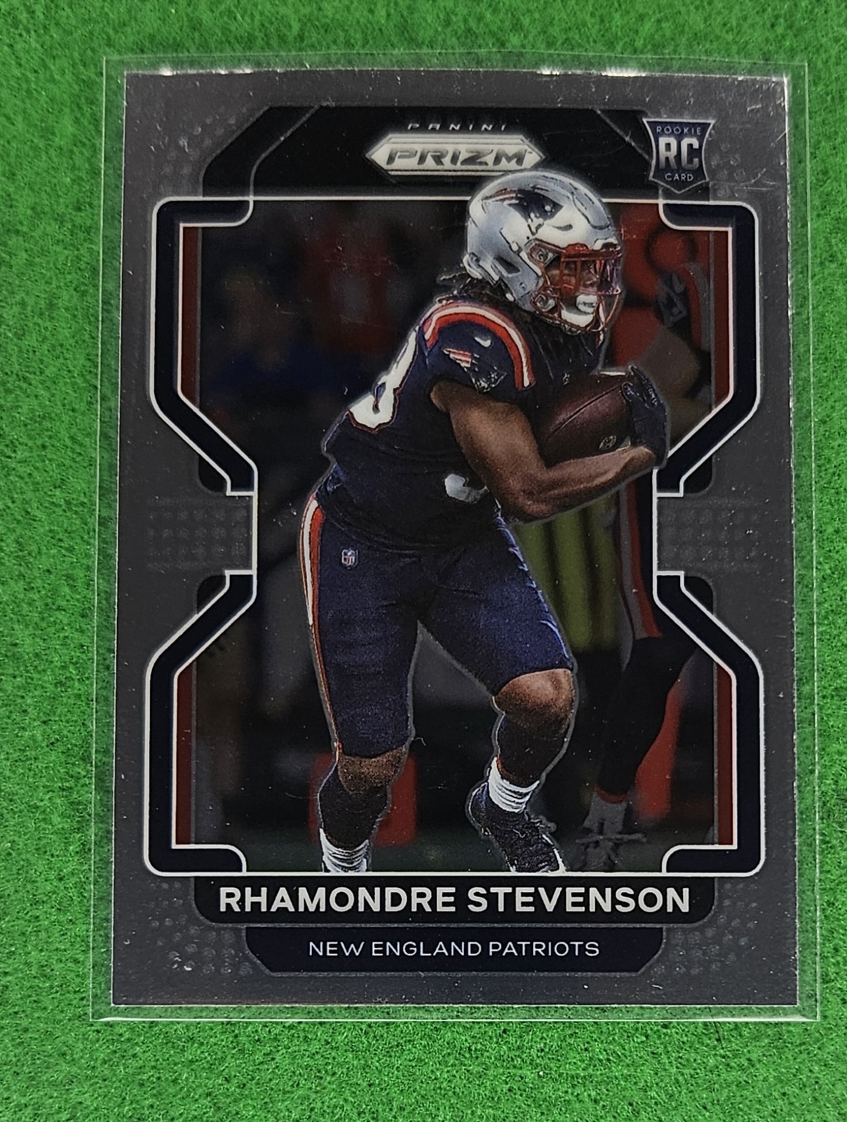 2021 Panini Prizm - Rookie Rhamondre Stevenson #367 (RC)