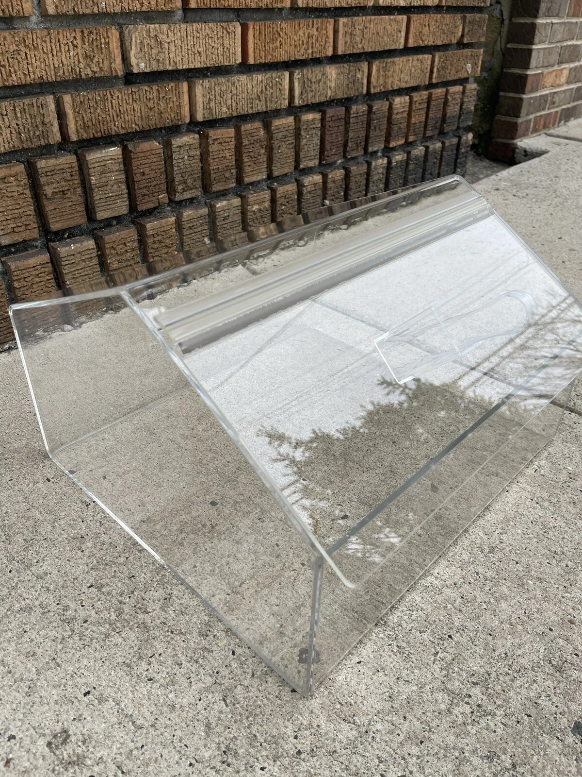 New Clear Acrylic Bins with Hinge Including inside holster for Included Tongs