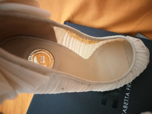 ELISABETTA FRANCHI tg 37( italiana) sandalias unica color beige sin usar - Imagen 9 de 12